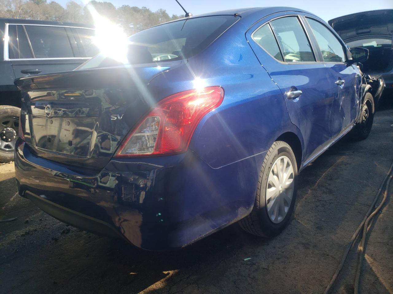 Photo 4 from auction – 2018 NISSAN VERSA S with VIN 3N1CN7AP7JL840593