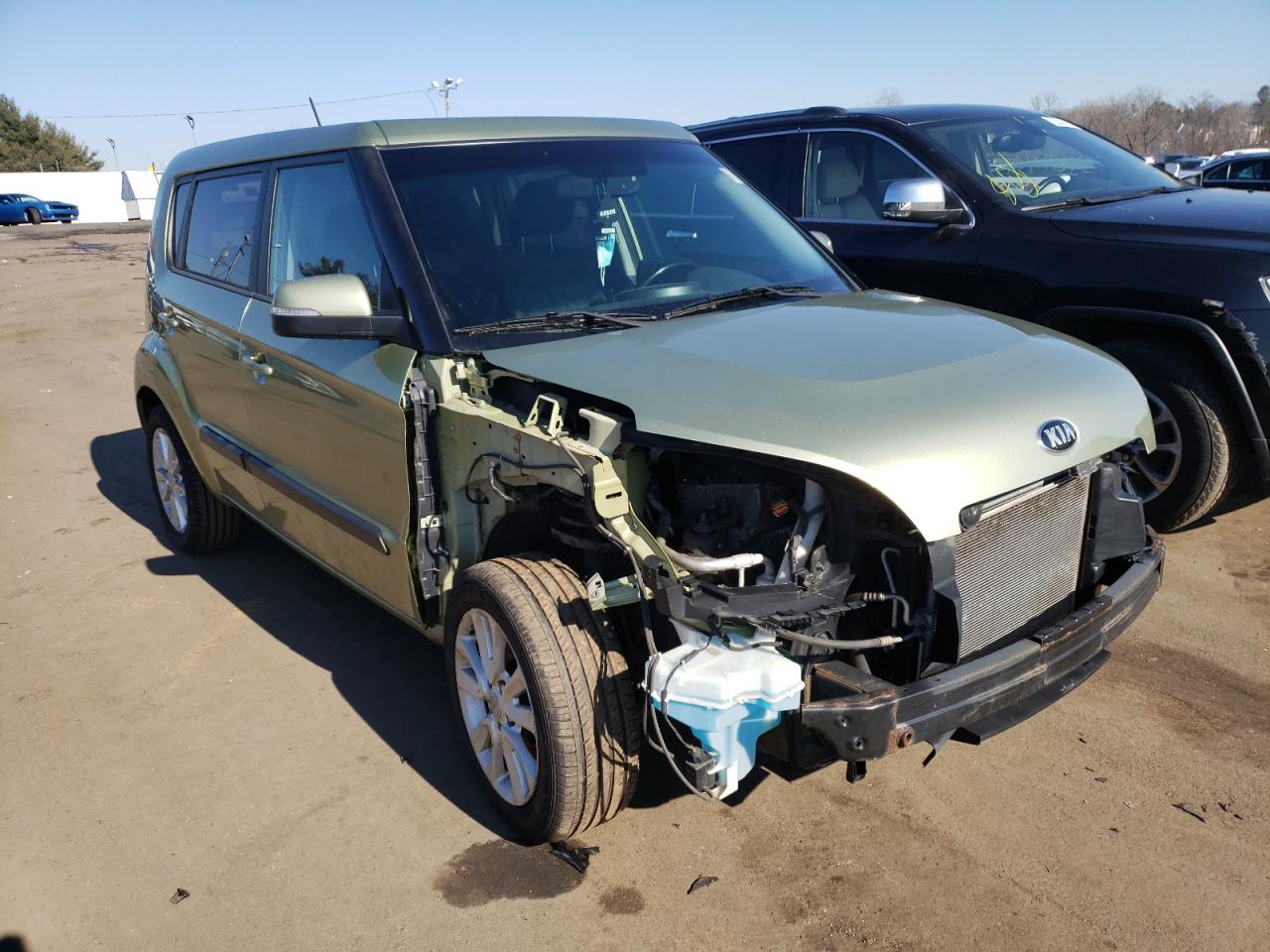 KIA SOUL + 2013 with VIN KNDJT2A62D7579449 - Photo from auction
