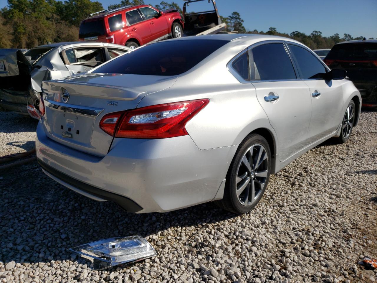 Photo 4 from auction – 2016 NISSAN ALTIMA 2.5 with VIN 1N4AL3AP3GC291536