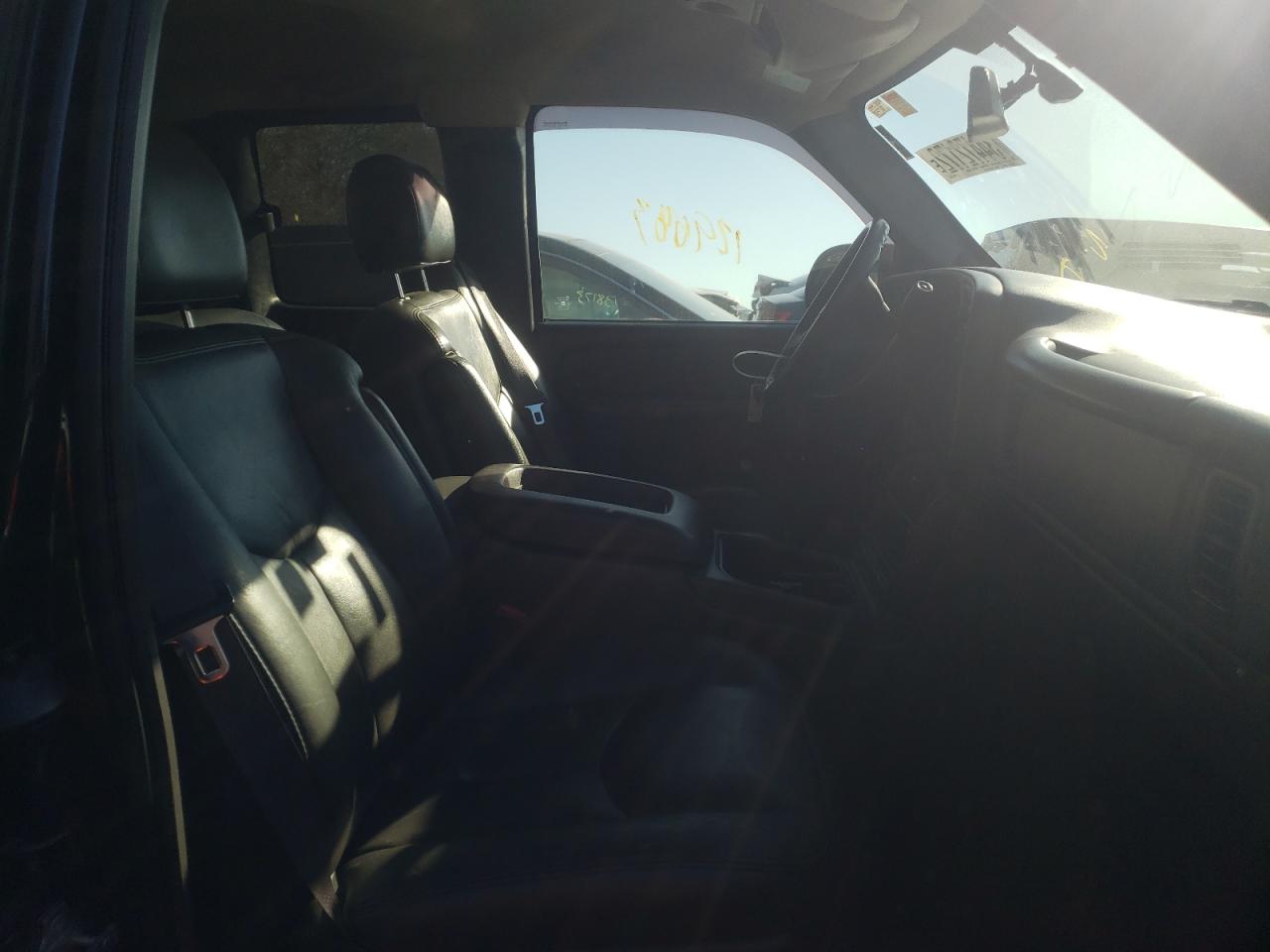 Photo 5 from auction – 2005 GMC NEW SIERRA with VIN 1GTEK19B05Z315183