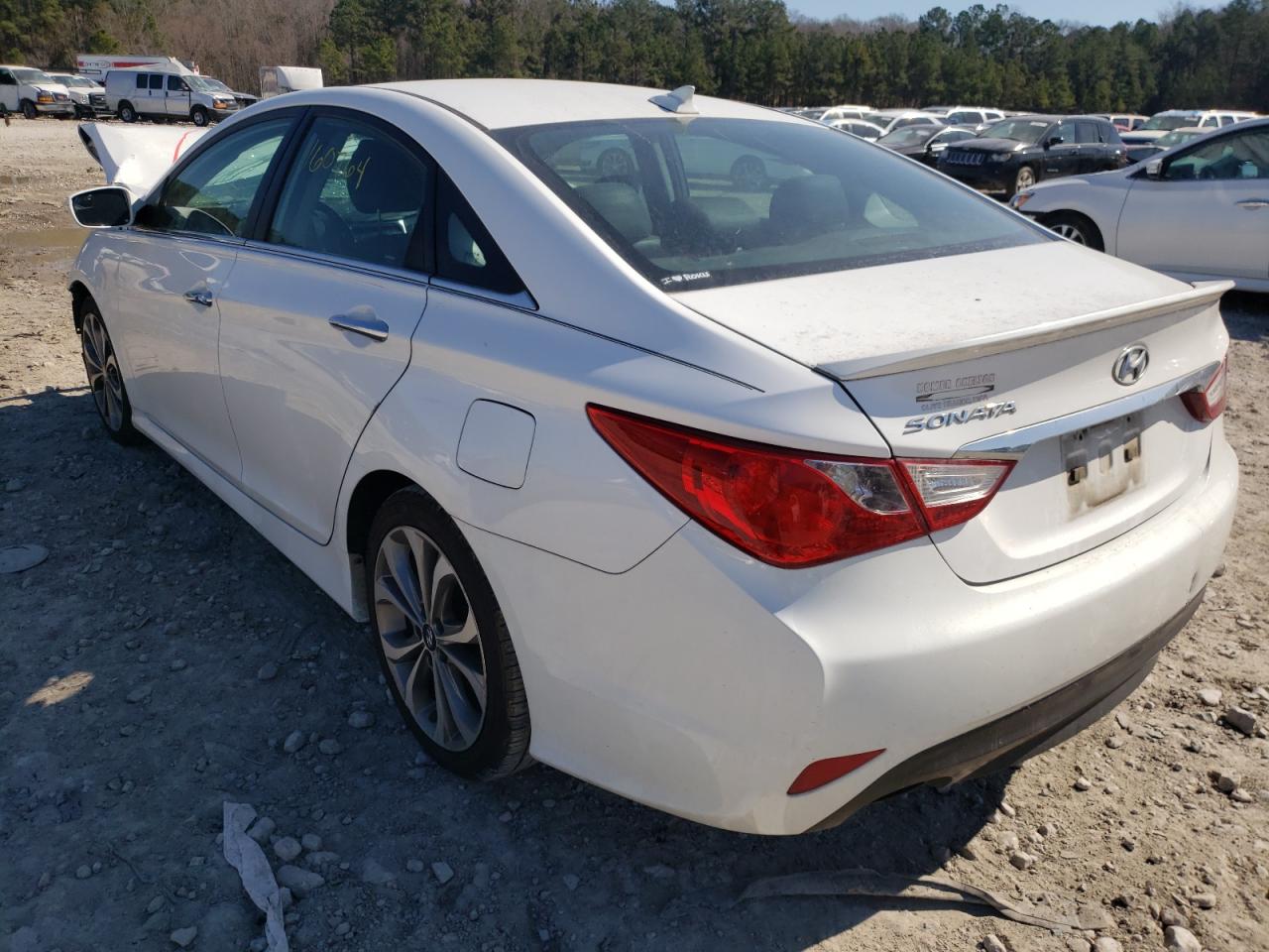 Photo 3 from auction – 2014 HYUNDAI SONATA SE with VIN 5NPEC4AC1EH818635