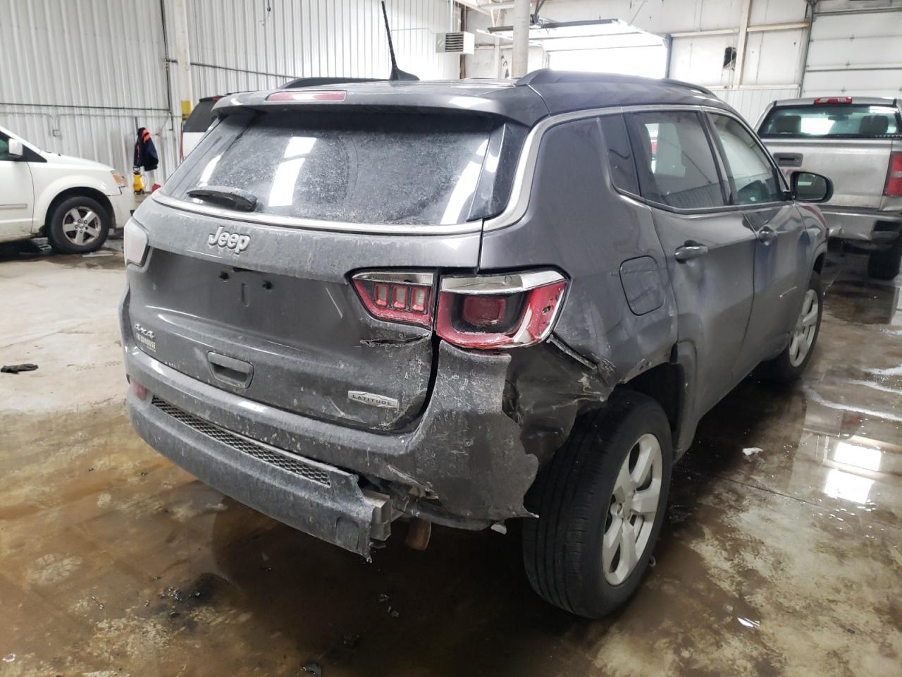 Photo 4 from auction – 2017 JEEP COMPASS LA with VIN 3C4NJDBB3HT640050