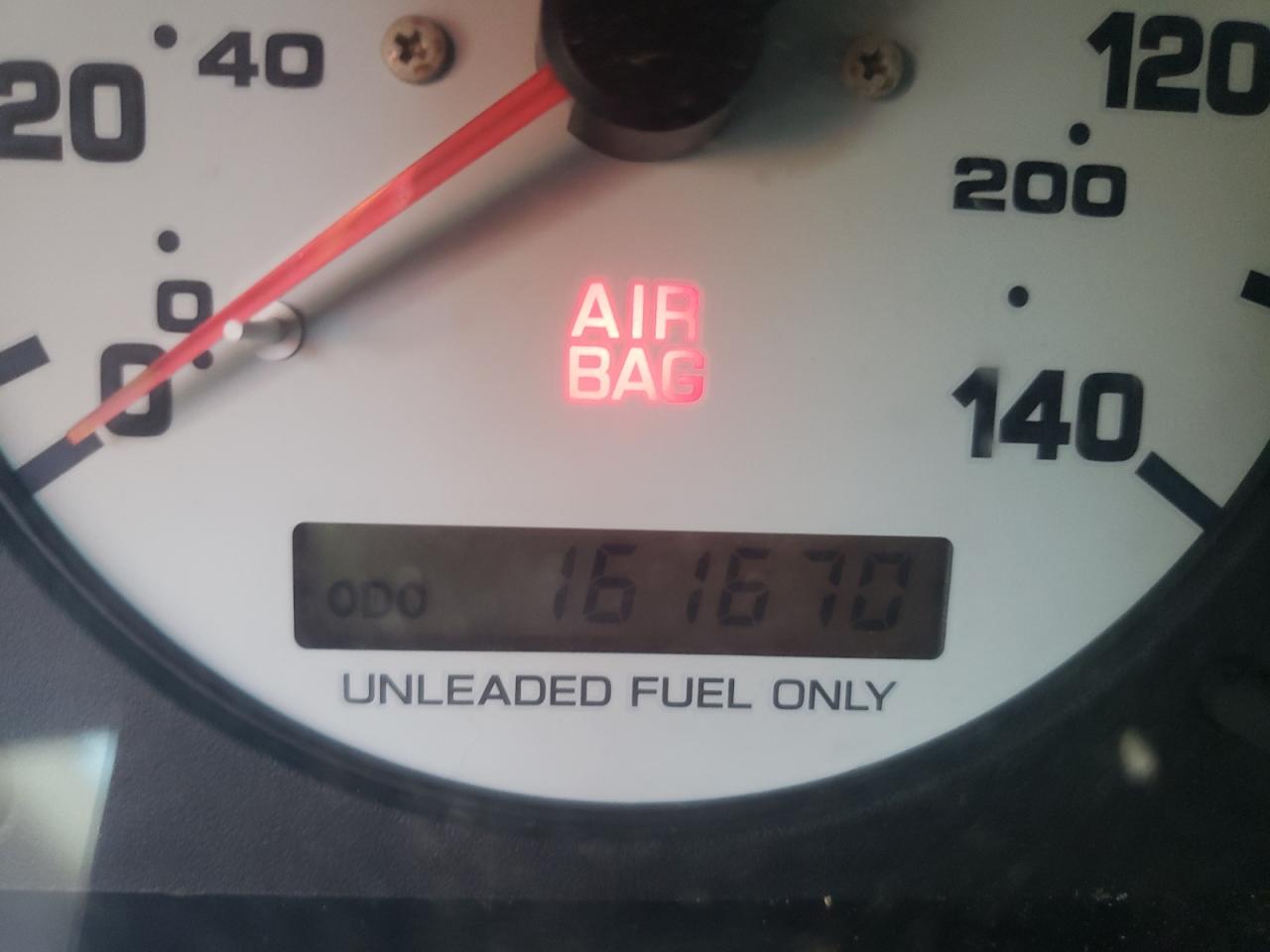 Photo 8 from auction – 1998 NISSAN MAXIMA GLE with VIN JN1CA21D8WT522702