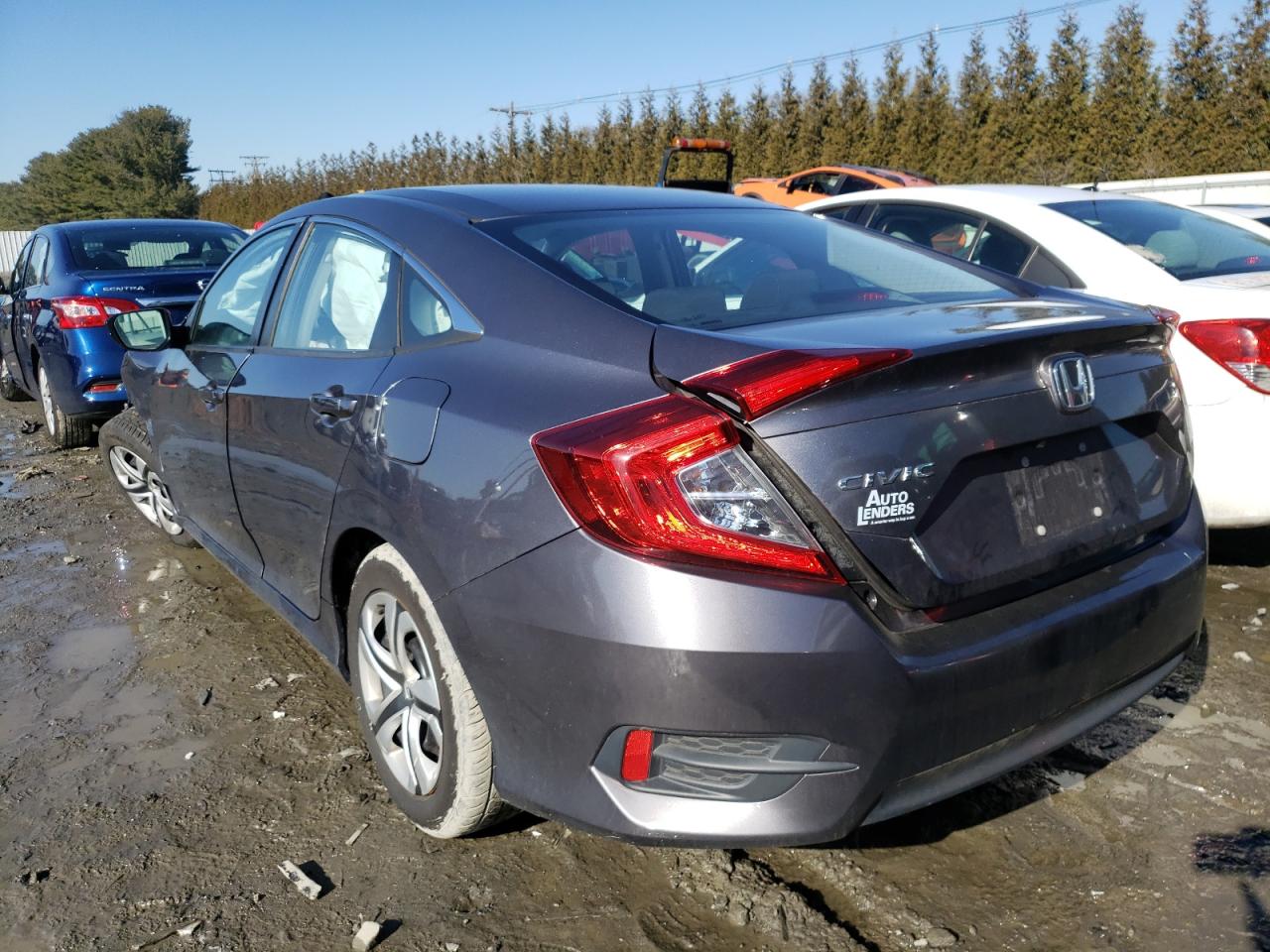 Photo 3 from auction – 2017 HONDA CIVIC LX with VIN 19XFC2F53HE212300