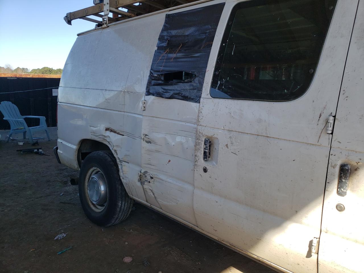 Photo 9 from auction – 2005 FORD ECONOLINE with VIN 1FTNE24L65HA54077