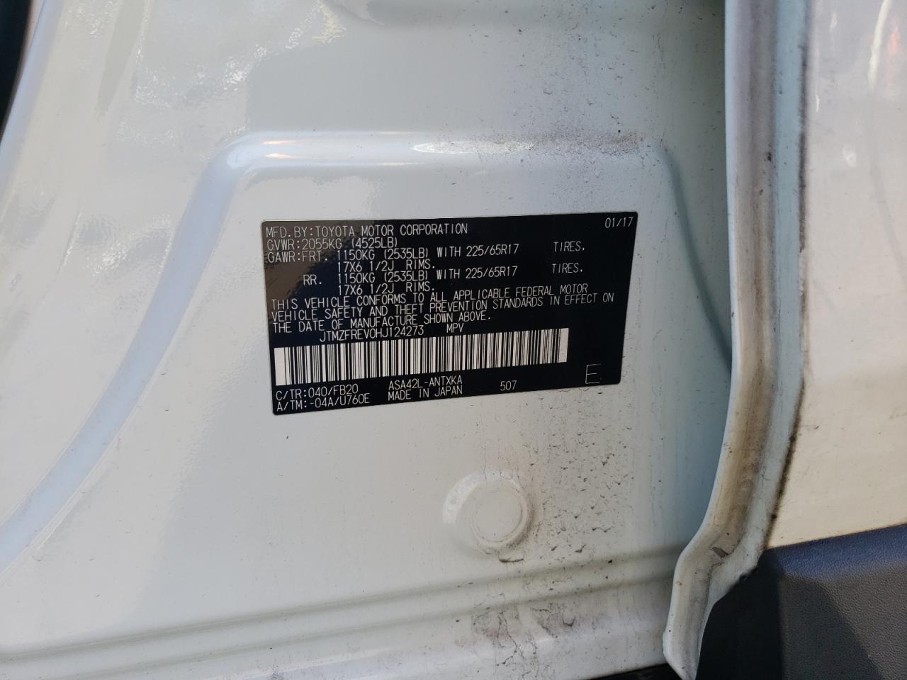 Photo 10 from auction – 2017 TOYOTA RAV4 LE with VIN JTMZFREV0HJ124273