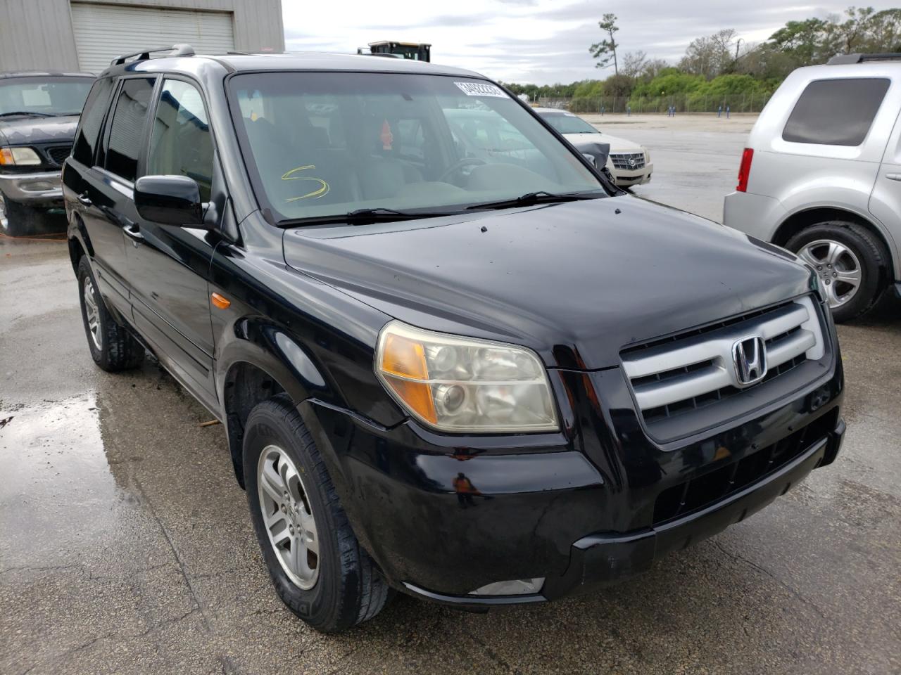 HONDA PILOT EX 2006 مع رقم تعريف المركبة 2HKYF18596H526050 - صورة من المزاد