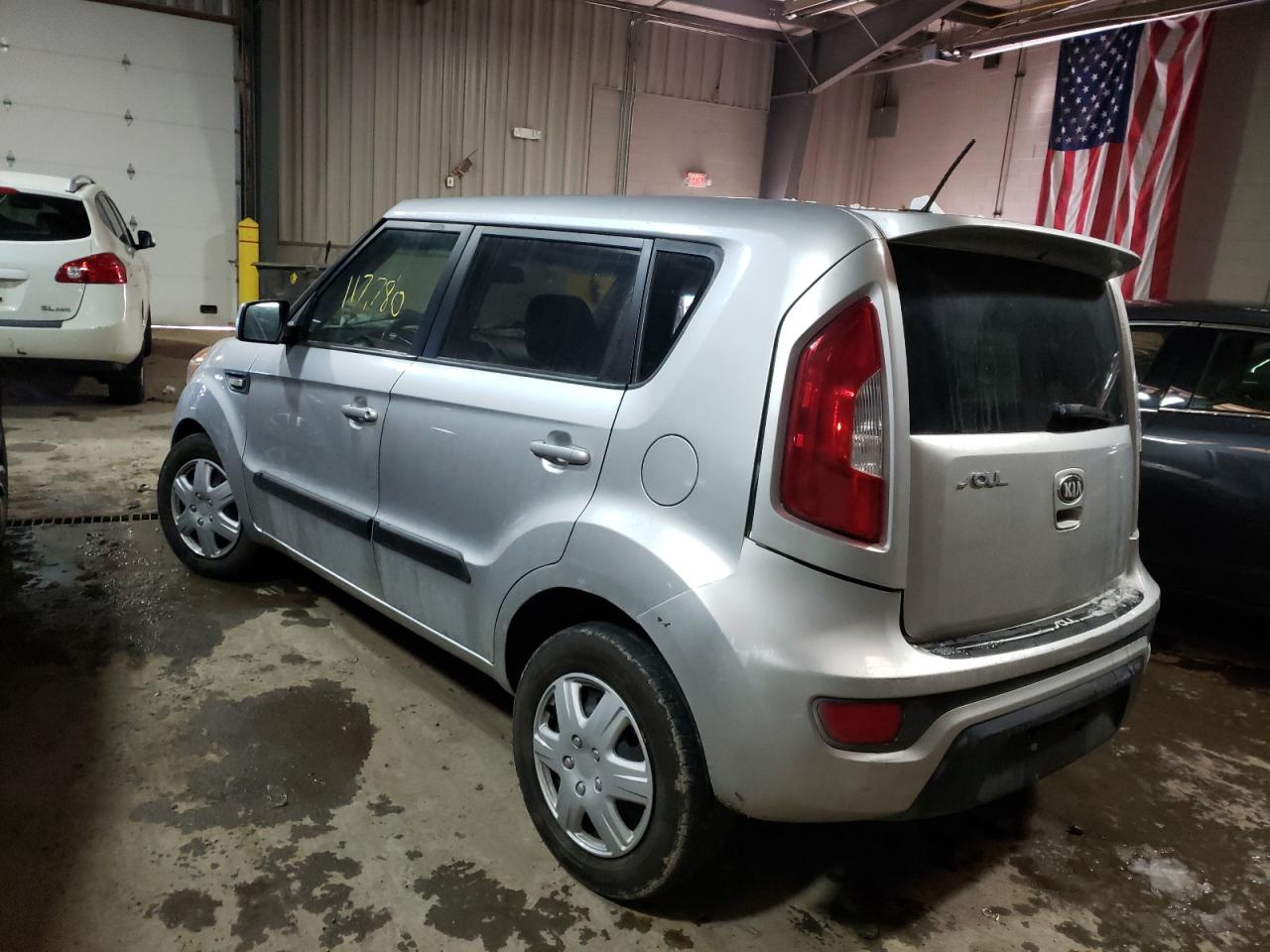 Photo 3 from auction – 2013 KIA SOUL with VIN KNDJT2A58D7484594