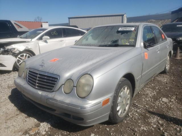 Photo 2 from auction – 2000 MERCEDES-BENZ E 320 with VIN WDBJF65J2YB128794