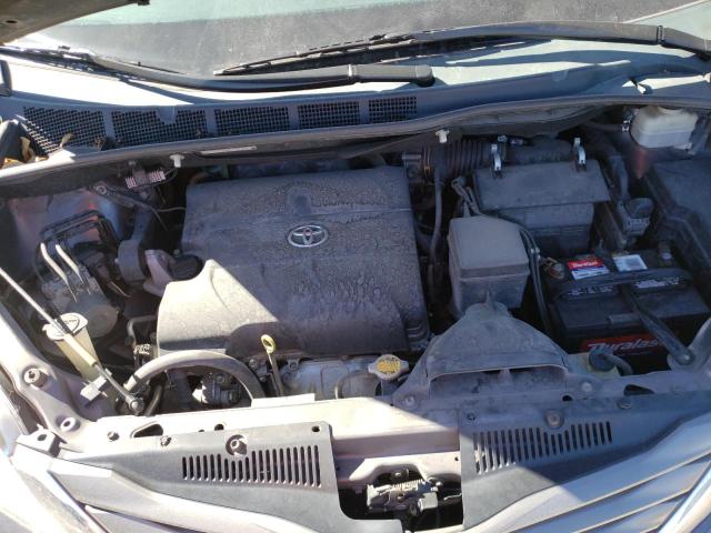 Photo 7 from auction – 2014 TOYOTA SIENNA XLE with VIN 5TDYK3DCXES510539