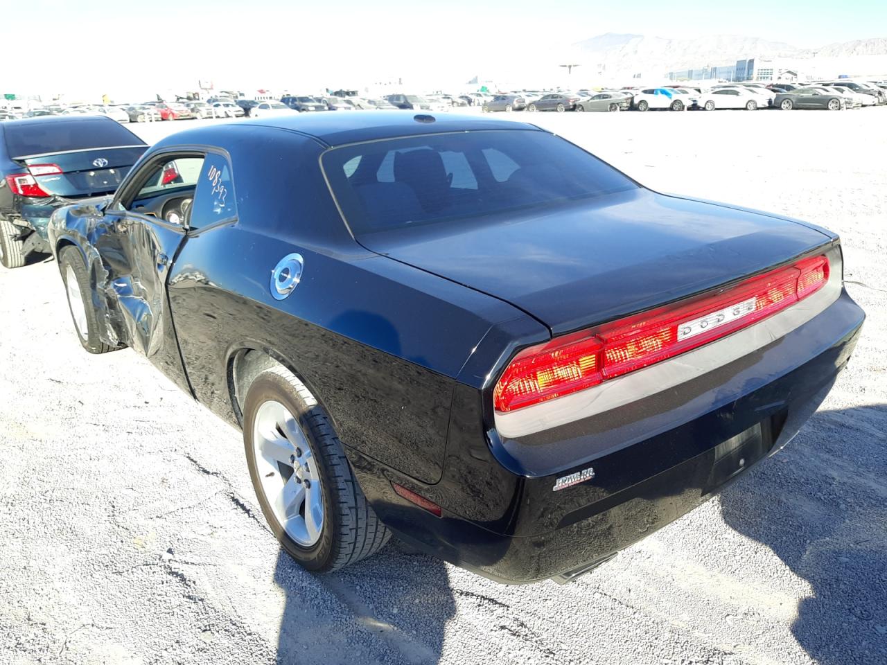 Photo 3 from auction – 2013 DODGE CHALLENGER with VIN 2C3CDYAG7DH704827