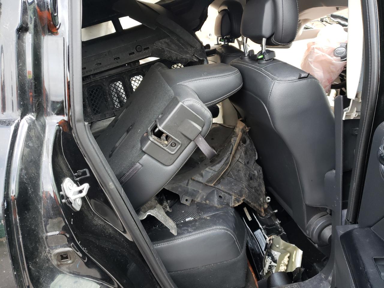 Photo 6 from auction – 2015 JEEP COMPASS SP with VIN 1C4NJCBA7FD431401
