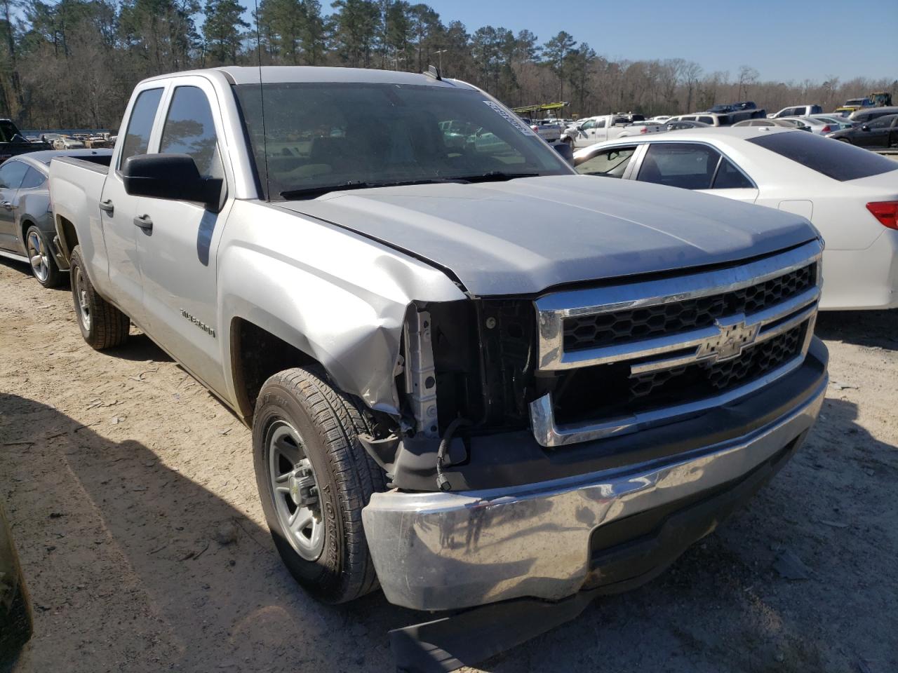 CHEVROLET SILVERADO 2014 with VIN 1GCRCPEC6EZ353551 - Photo from auction