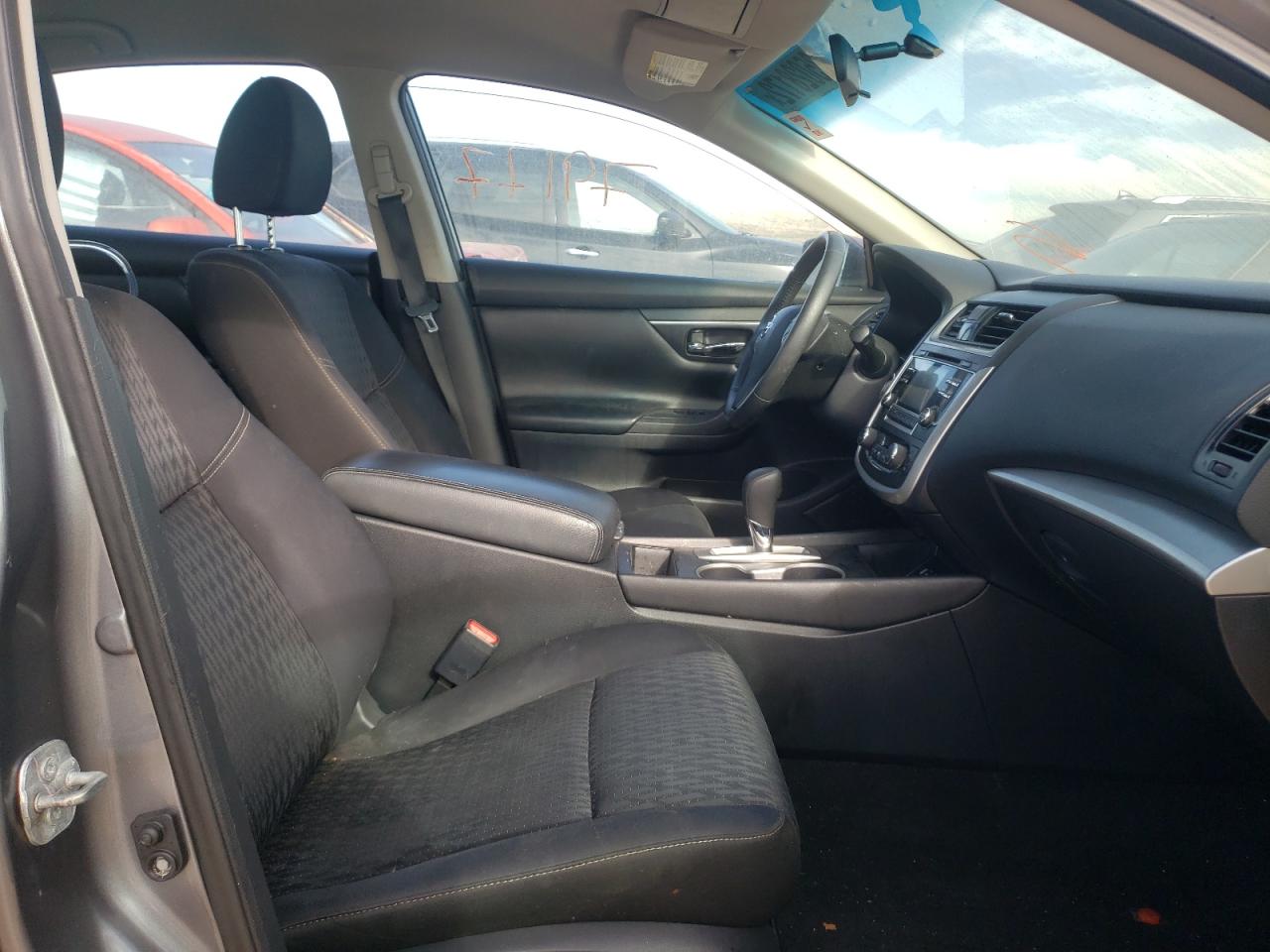 Photo 5 from auction – 2017 NISSAN ALTIMA 2.5 with VIN 1N4AL3AP9HC174108