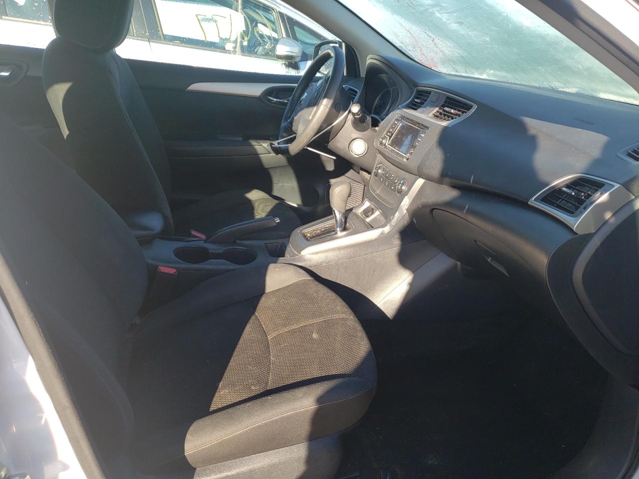 Photo 5 from auction – 2018 NISSAN SENTRA S with VIN 3N1AB7AP2JY338013