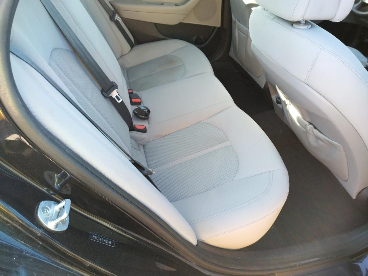 Photo 6 from auction – 2015 HYUNDAI SONATA SE with VIN 5NPE24AF9FH130199