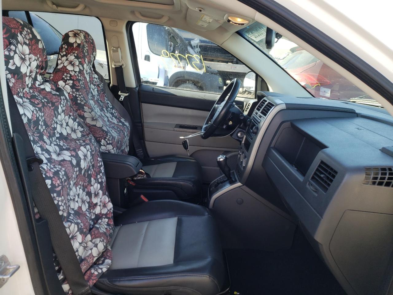 Photo 5 from auction – 2007 JEEP COMPASS LI with VIN 1J8FF57W47D107659
