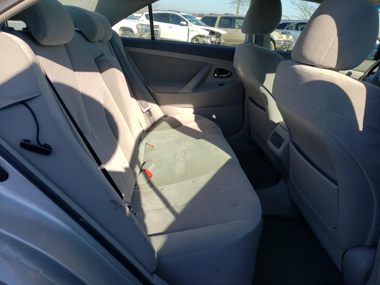 Photo 6 from auction – 2011 TOYOTA CAMRY BASE with VIN 4T1BF3EK7BU118900