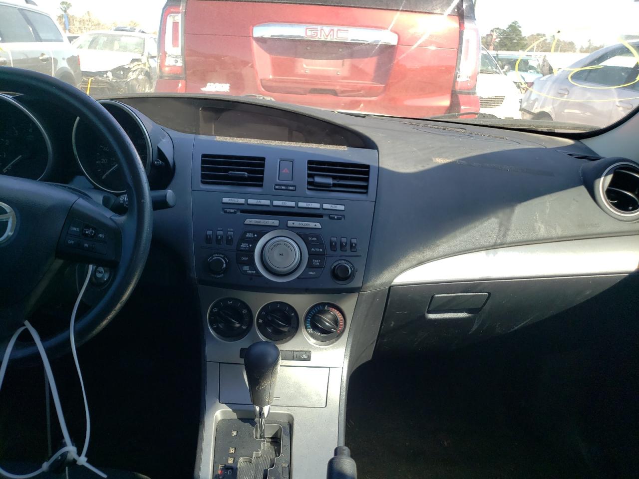 Photo 9 from auction – 2010 MAZDA 3 I with VIN JM1BL1SF5A1287547