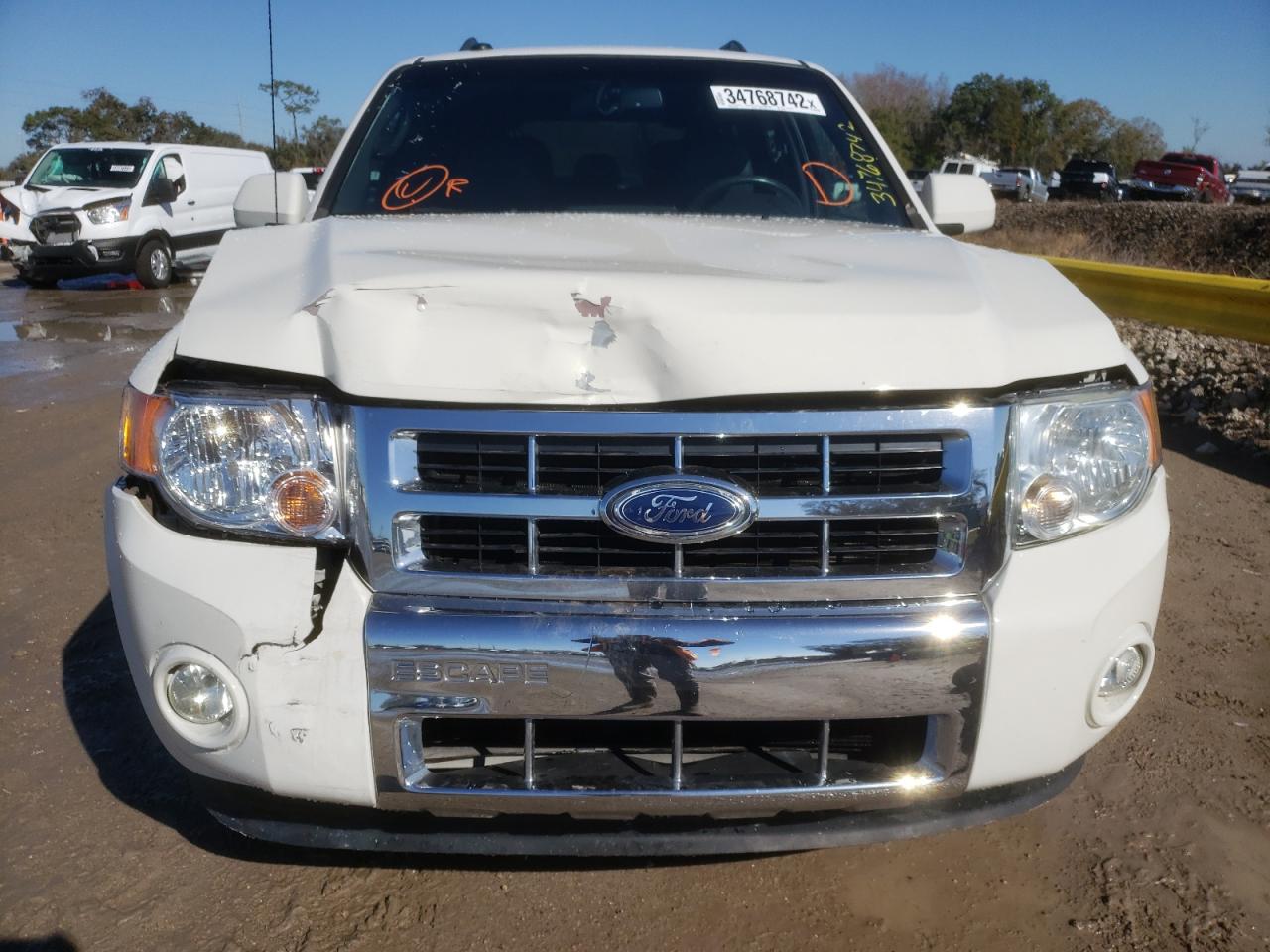 Photo 9 from auction – 2011 FORD ESCAPE LIM with VIN 1FMCU0E7XBKB63782