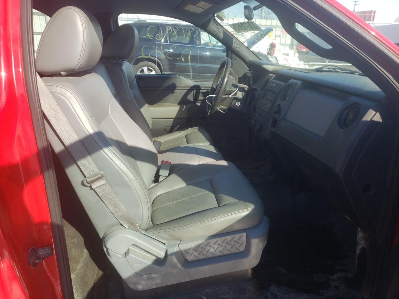 Photo 5 from auction – 2014 FORD F150 with VIN 1FTMF1CM3EKE78526