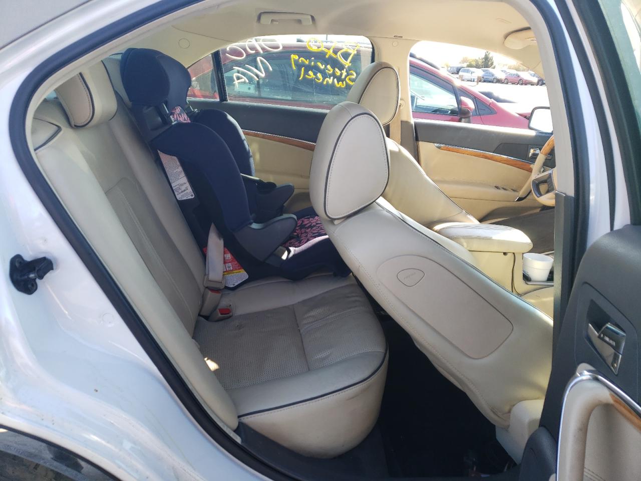 Photo 6 from auction – 2010 LINCOLN MKZ with VIN 3LNHL2GC7AR643481