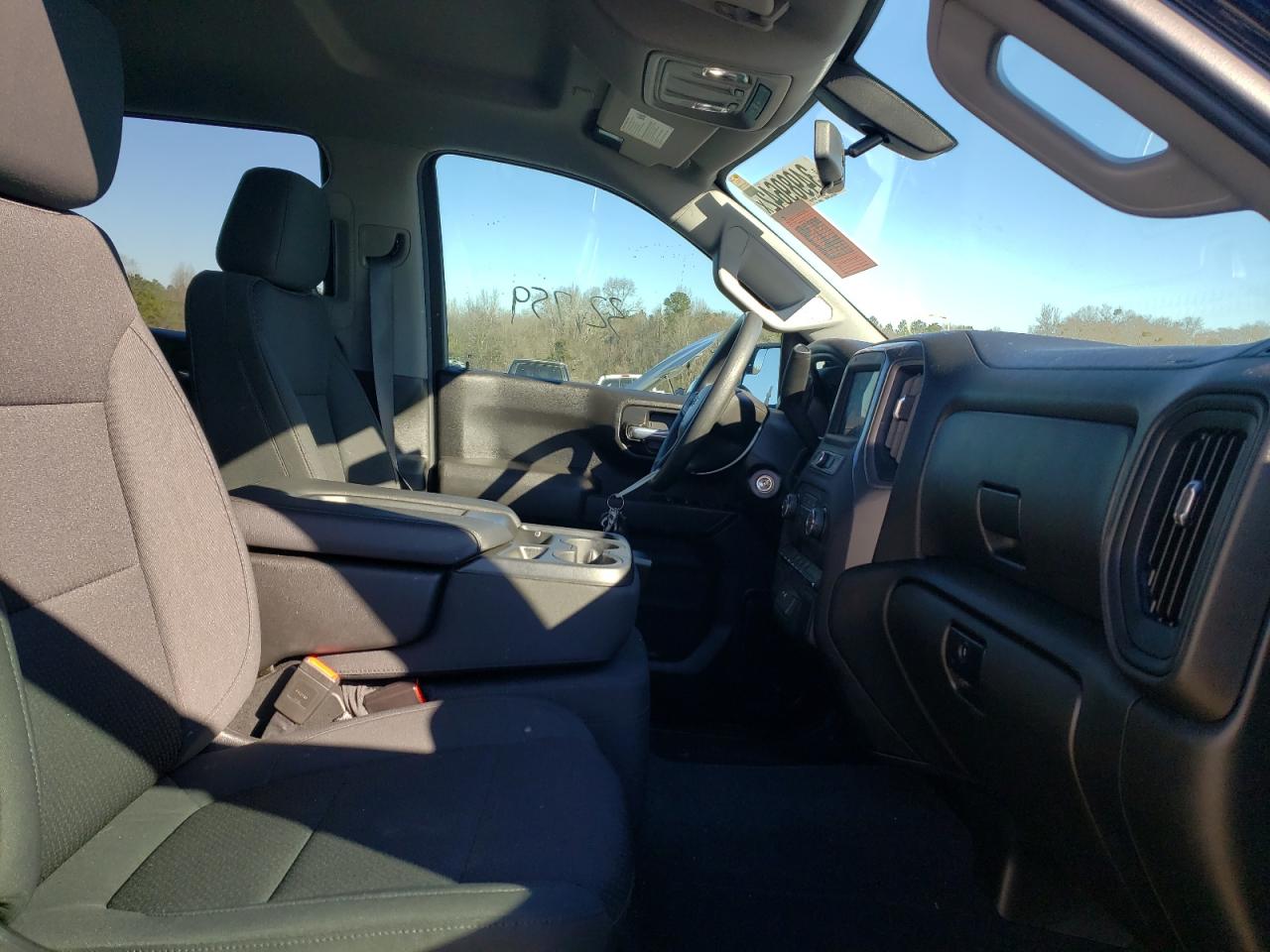 Photo 5 from auction – 2021 CHEVROLET SILVERADO with VIN 1GCPYCEF7MZ157063