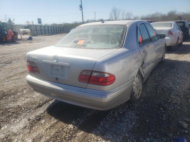 Photo 4 from auction – 2000 MERCEDES-BENZ E 320 with VIN WDBJF65J2YB128794