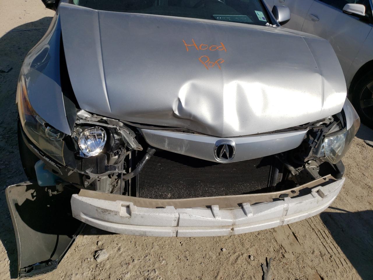 Photo 9 from auction – 2009 ACURA TSX with VIN JH4CU26669C014102