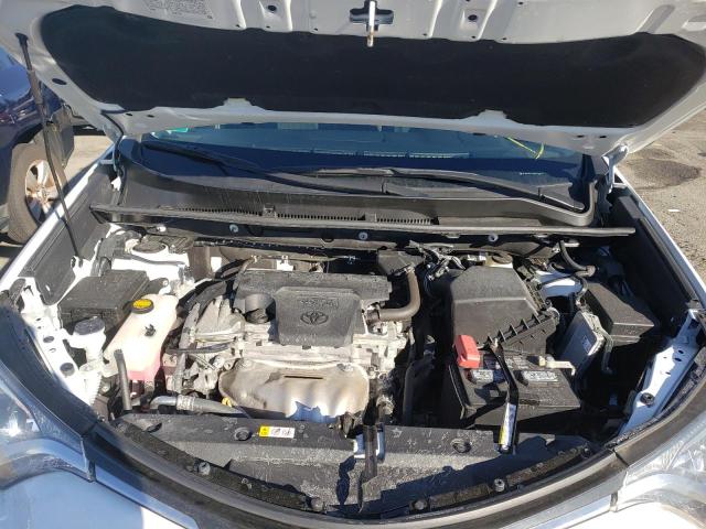 Photo 7 from auction – 2018 TOYOTA RAV4 LE with VIN 2T3BFREV7JW849555