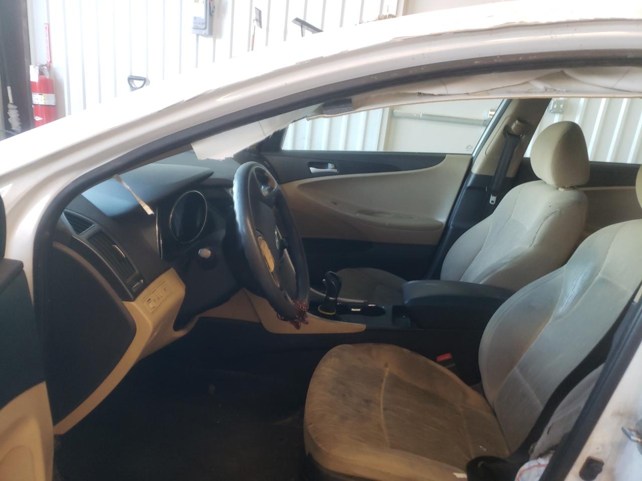 Photo 5 from auction – 2012 HYUNDAI SONATA GLS with VIN 5NPEB4AC7CH424878
