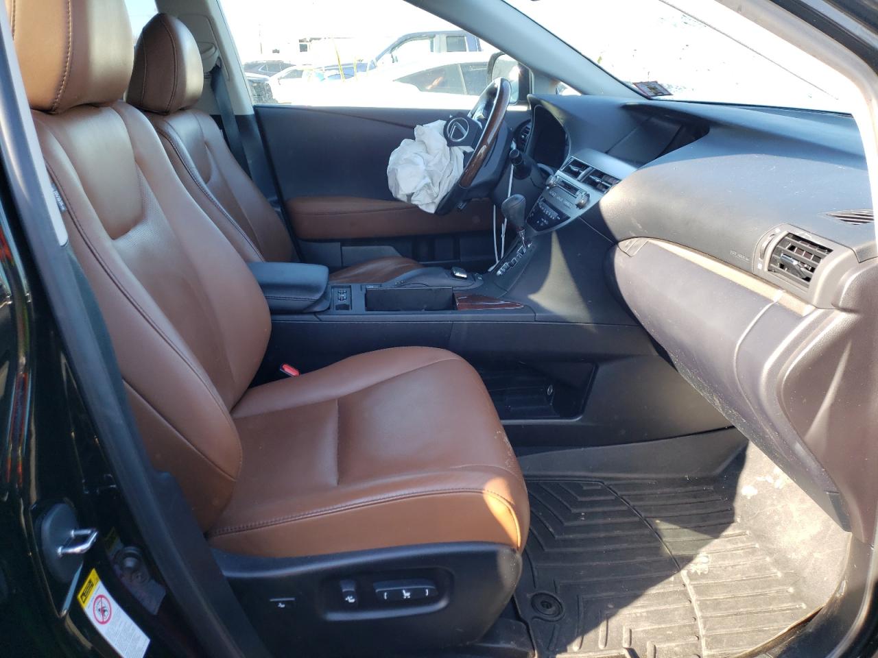 Photo 5 from auction – 2015 LEXUS RX 450H with VIN 2T2BC1BA7FC002446