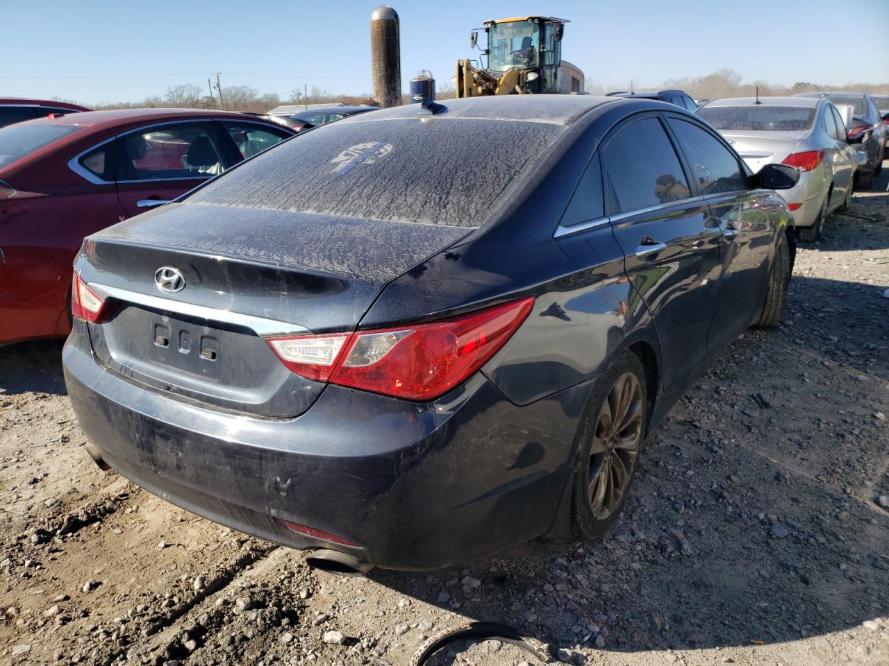 Photo 4 from auction – 2012 HYUNDAI SONATA SE with VIN 5NPEC4AB0CH389721