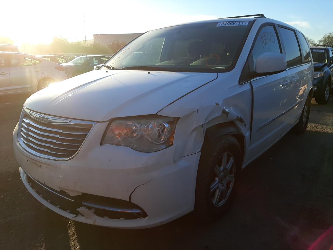 Photo 2 from auction – 2011 CHRYSLER TOWN & COU with VIN 2A4RR5DG6BR797472