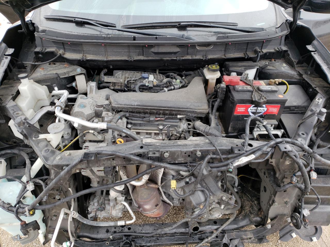 Photo 7 from auction – 2016 NISSAN ROGUE S with VIN KNMAT2MV2GP737585