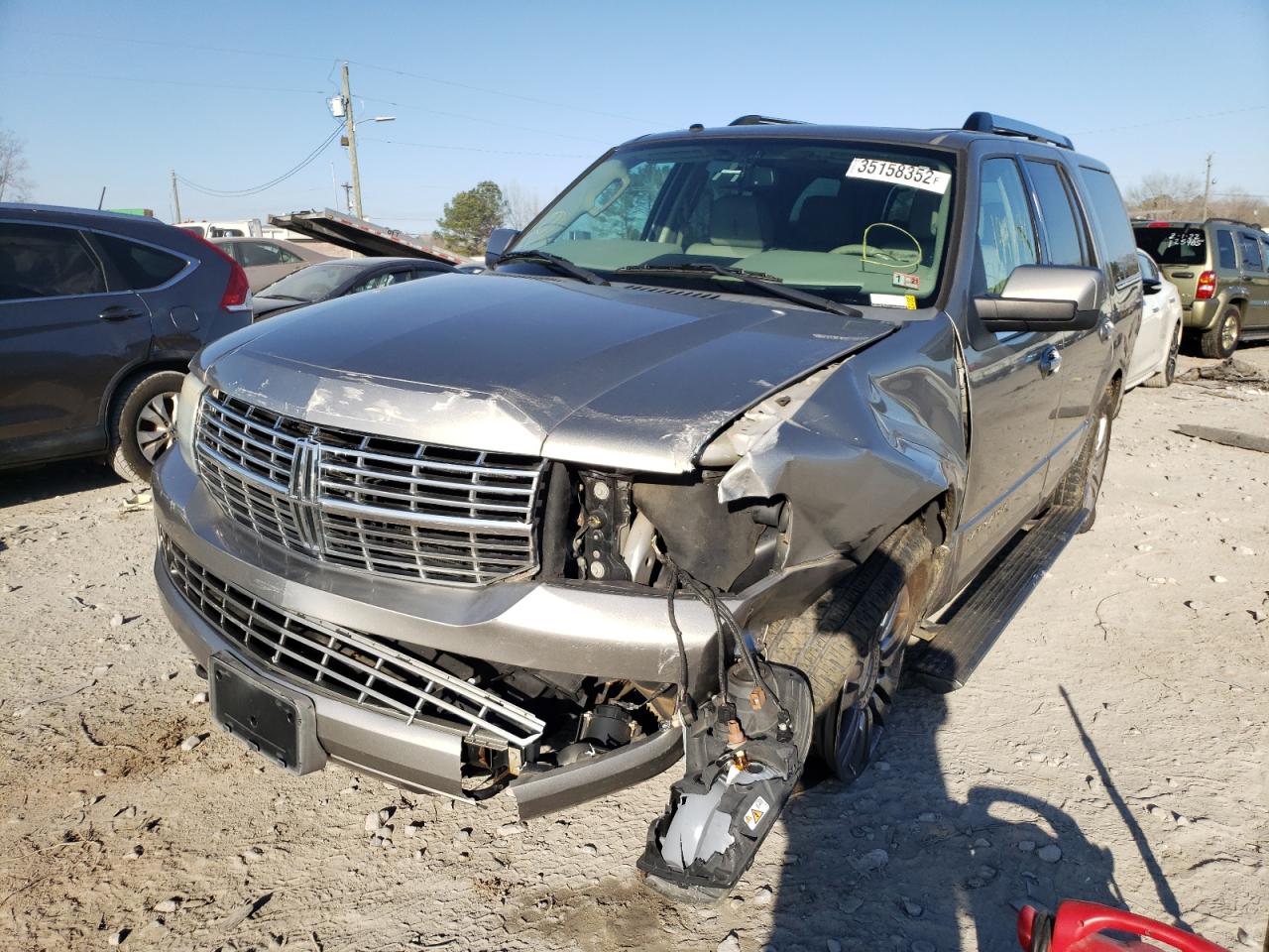 Photo 2 from auction – 2008 LINCOLN NAVIGATOR with VIN 5LMFU27568LJ21436