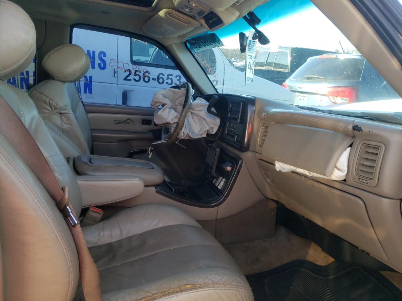 Photo 5 from auction – 2001 GMC DENALI with VIN 1GKEK63U21J239342