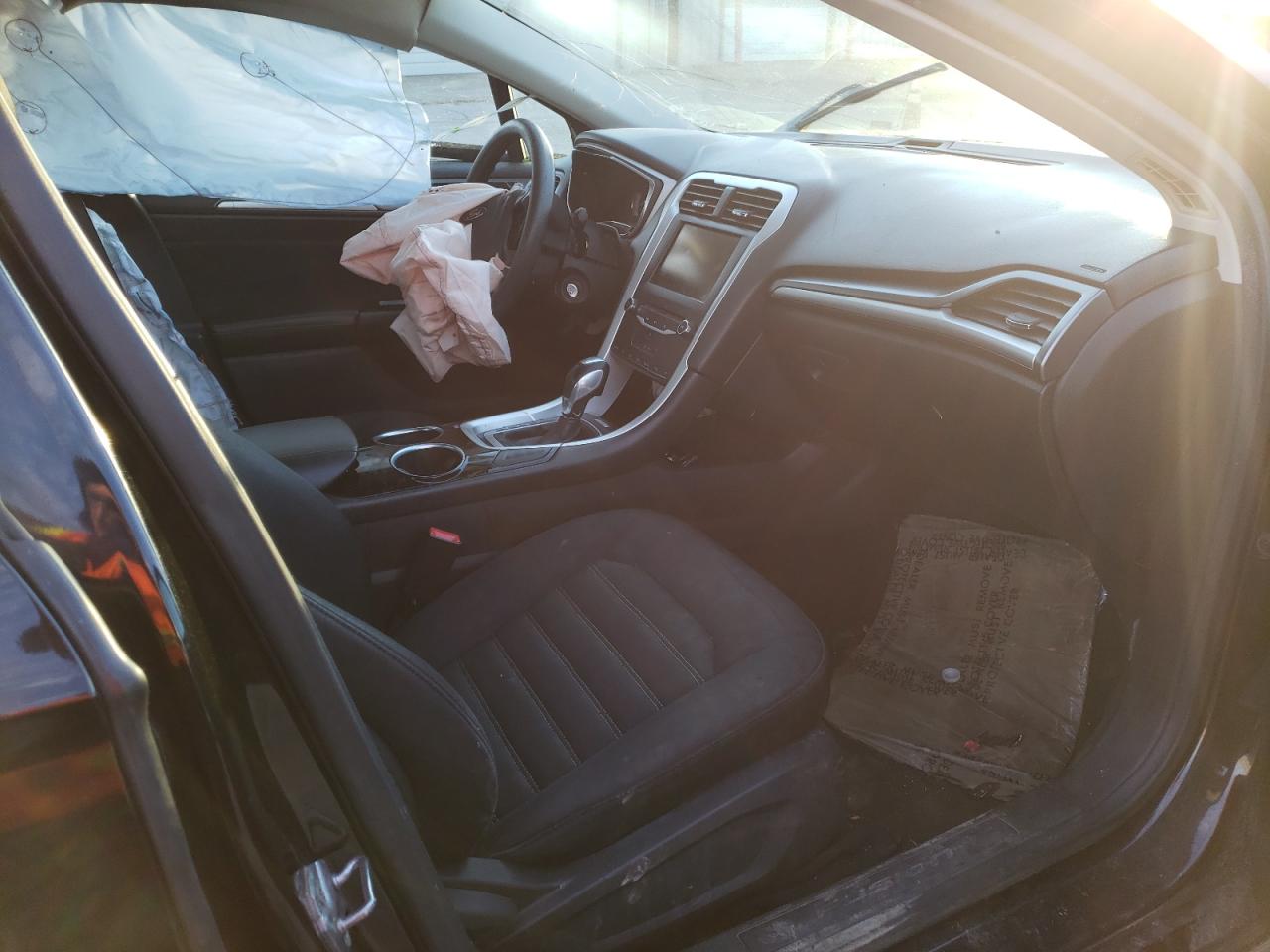 Photo 5 from auction – 2013 FORD FUSION SE with VIN 3FA6P0HR5DR124091