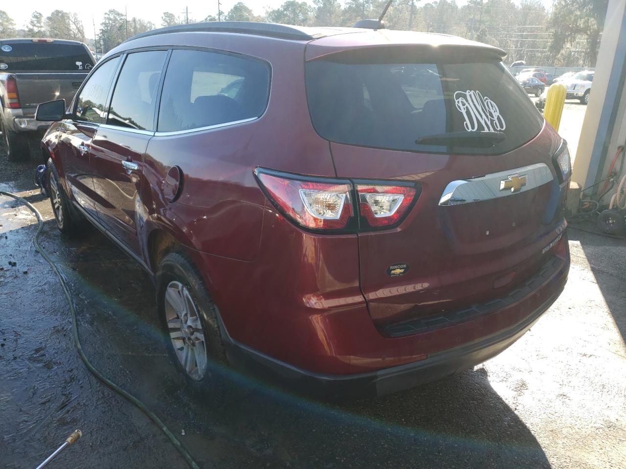 Photo 3 from auction – 2016 CHEVROLET TRAVERSE L with VIN 1GNKRHKD7GJ178559