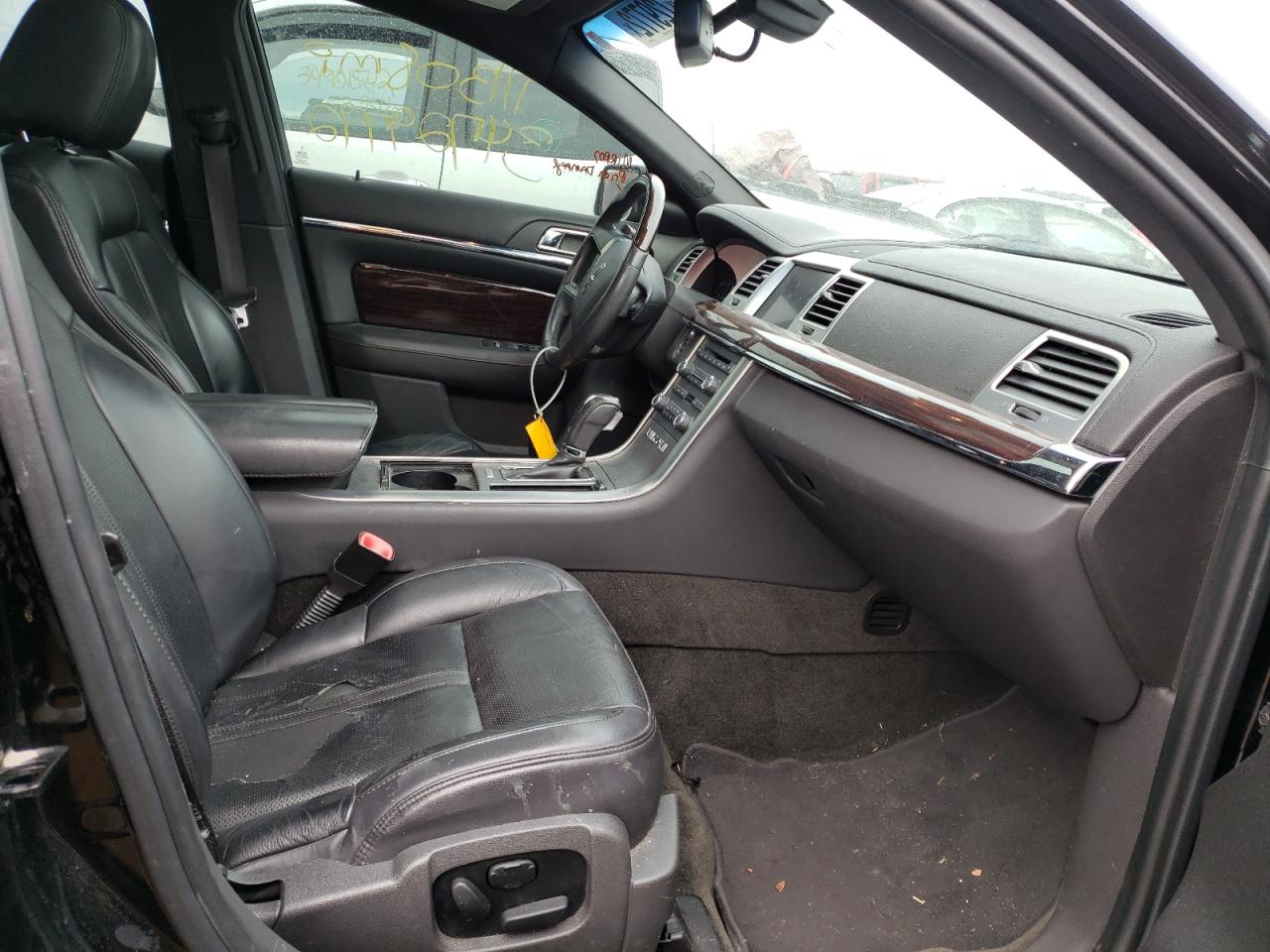 Photo 5 from auction – 2012 LINCOLN MKS with VIN 1LNHL9ER5CG800791