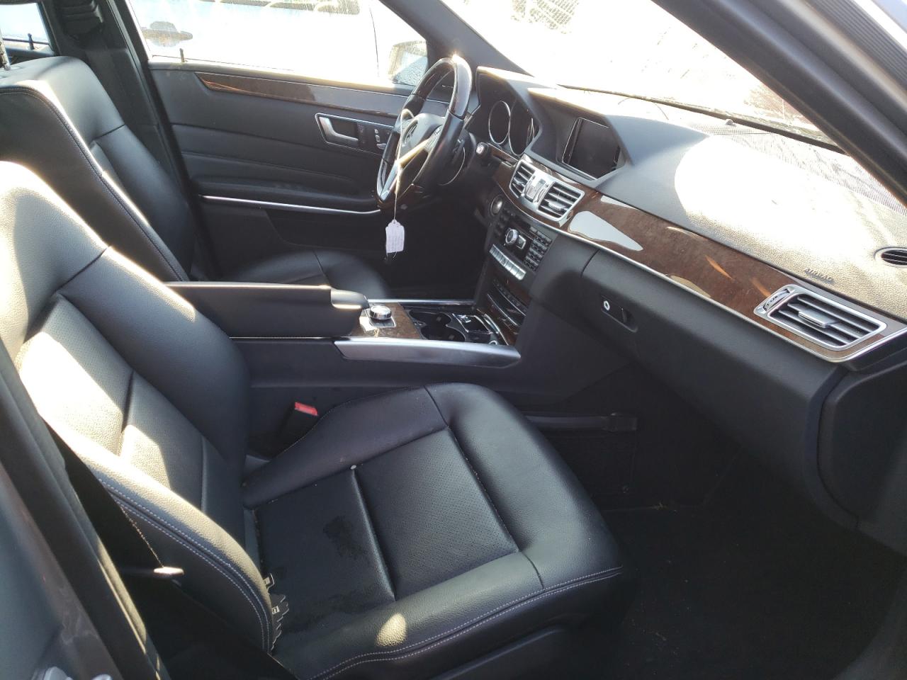 Photo 5 from auction – 2014 MERCEDES-BENZ E 350 4MAT with VIN WDDHF8JB3EA955236