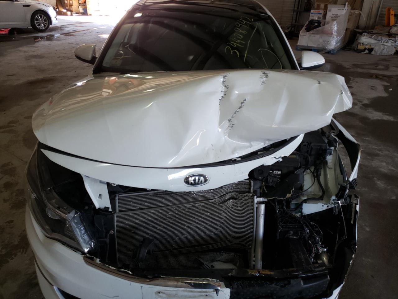 Photo 7 from auction – 2016 KIA OPTIMA EX with VIN 5XXGU4L33GG086302
