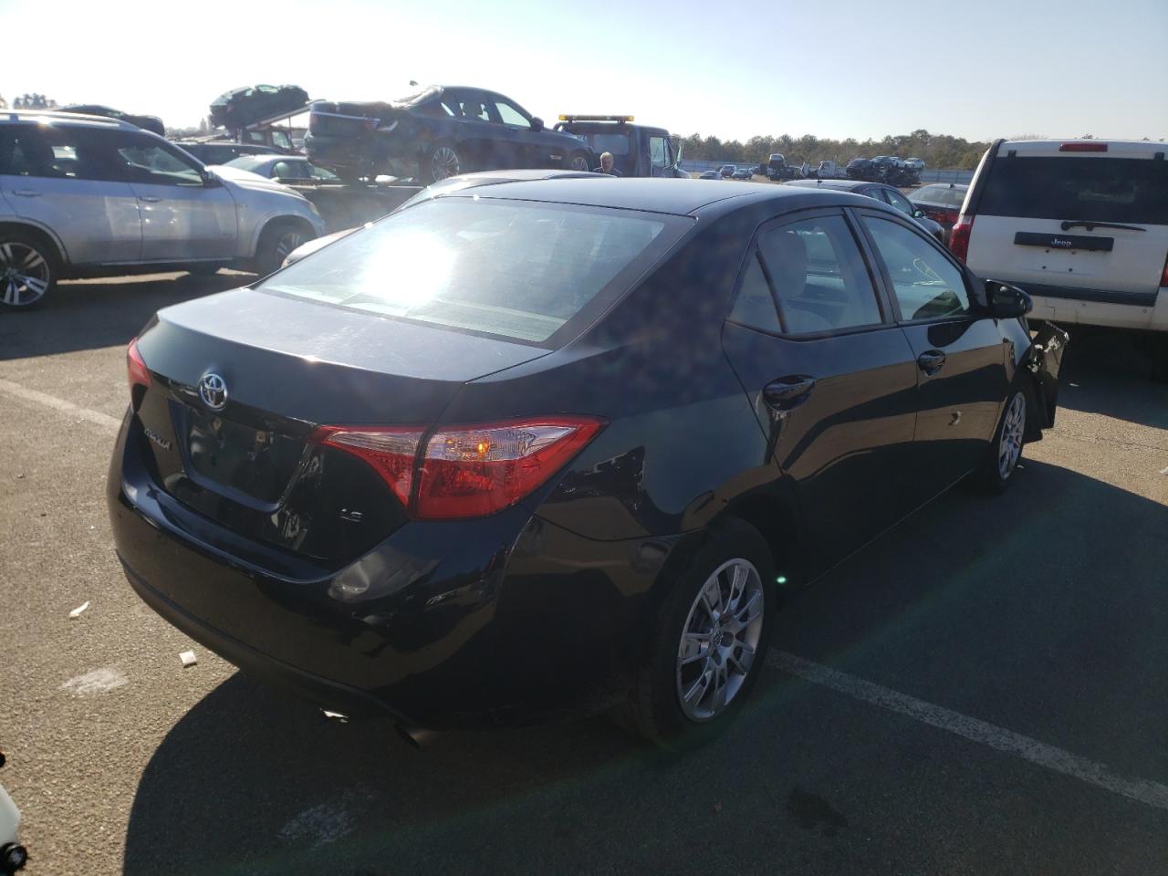 Photo 4 from auction – 2017 TOYOTA COROLLA L with VIN 2T1BURHE4HC883068