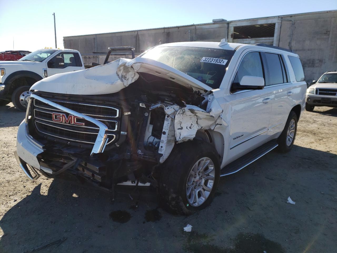 Photo 2 from auction – 2016 GMC YUKON SLT with VIN 1GKS2BKCXGR288545