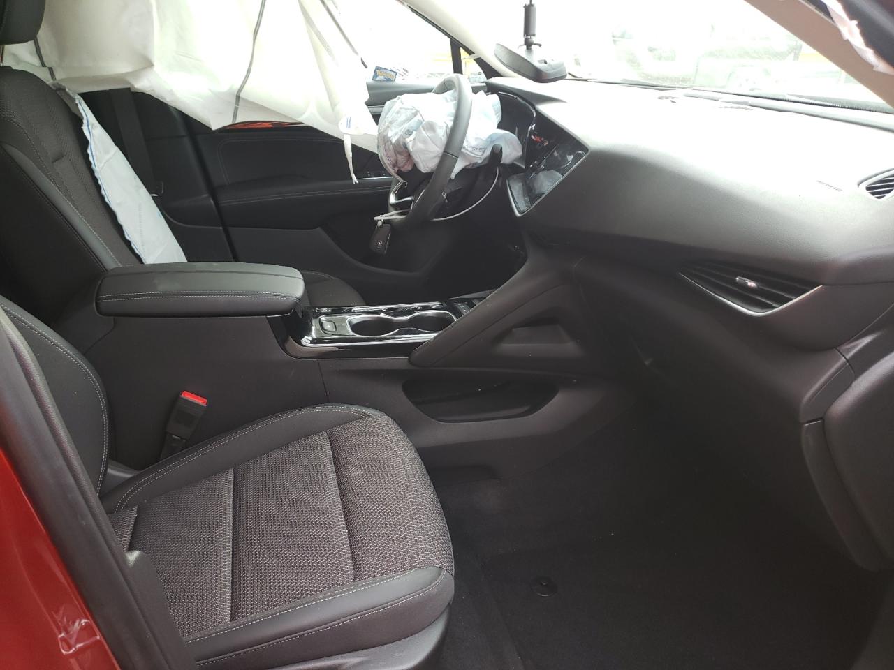 Photo 5 from auction – 2021 BUICK ENVISION P with VIN LRBFZMR48MD180872