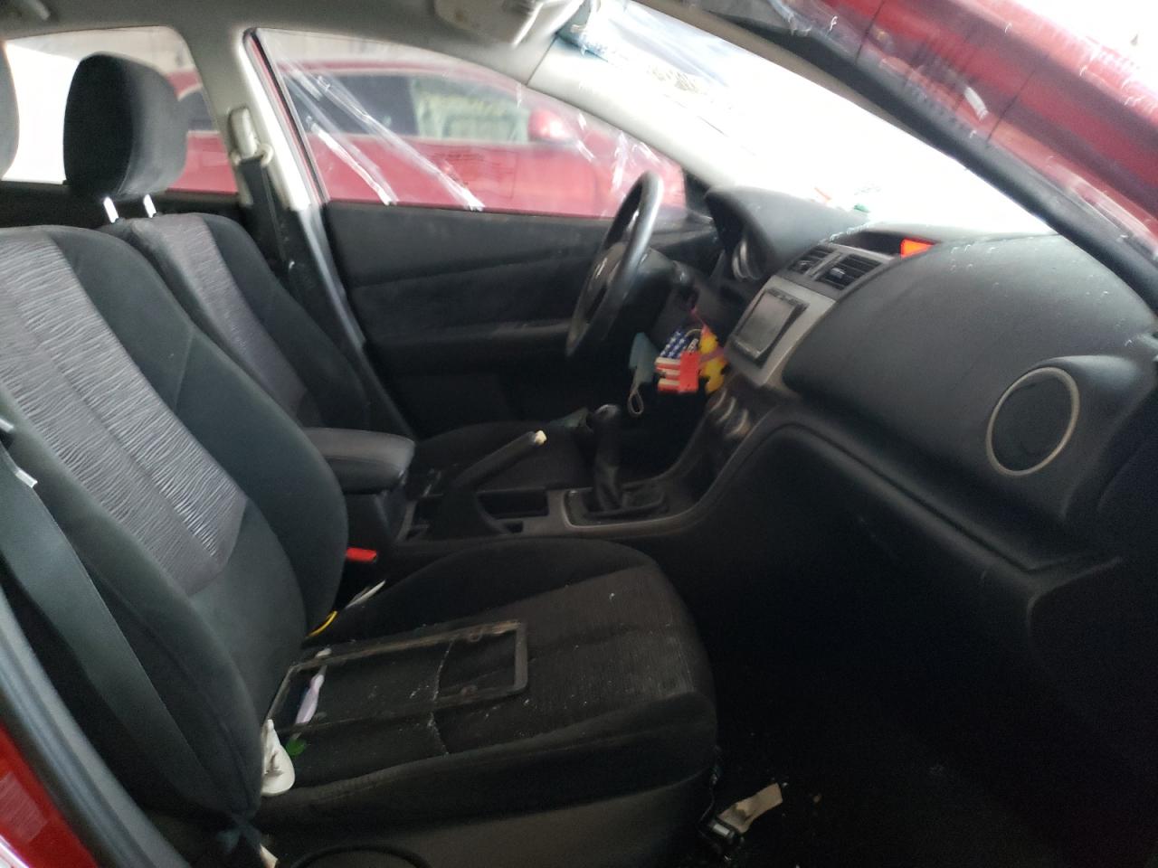 Photo 5 from auction – 2010 MAZDA 6 I with VIN 1YVHZ8BH2A5M04345