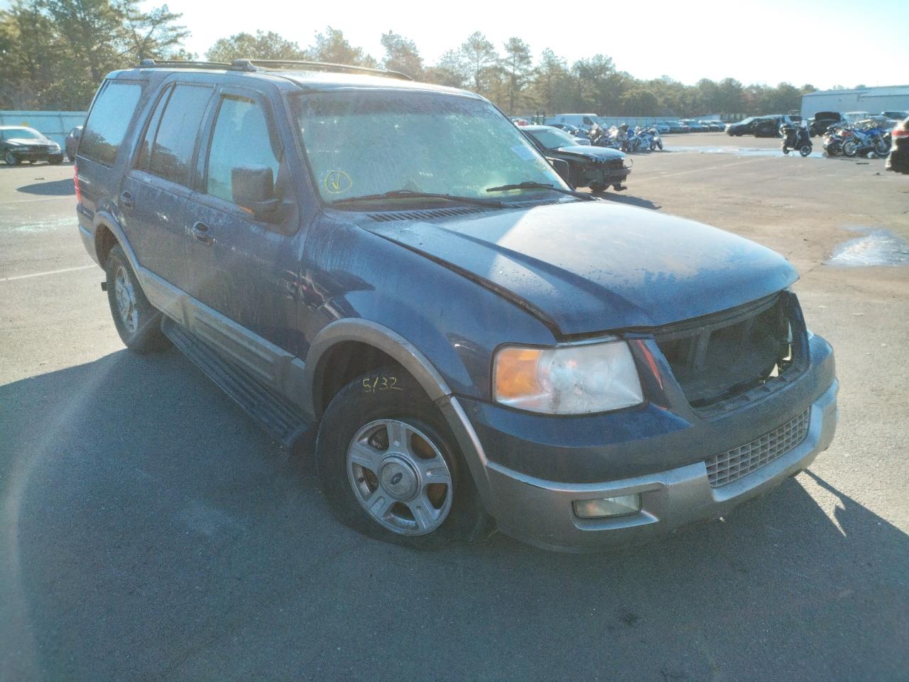 FORD EXPEDITION 2003 with VIN 1FMFU18L63LA63427 - Photo from auction