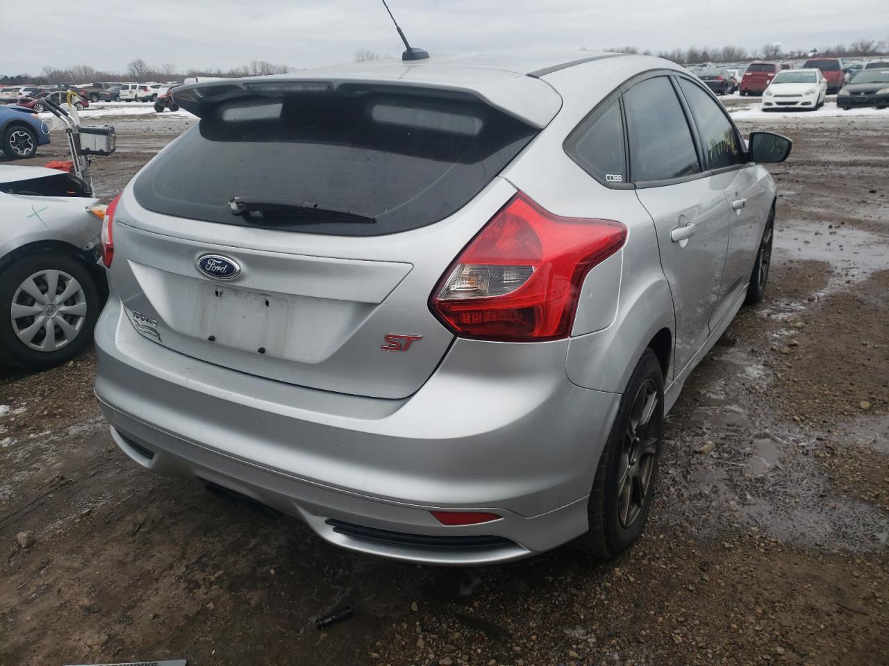 Photo 4 from auction – 2014 FORD FOCUS ST with VIN 1FADP3L96EL105324