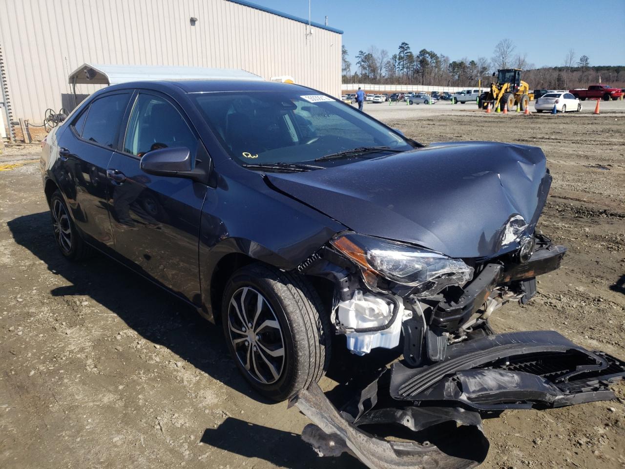 TOYOTA COROLLA L 2018 with VIN 5YFBURHEXJP783904 - Photo from auction