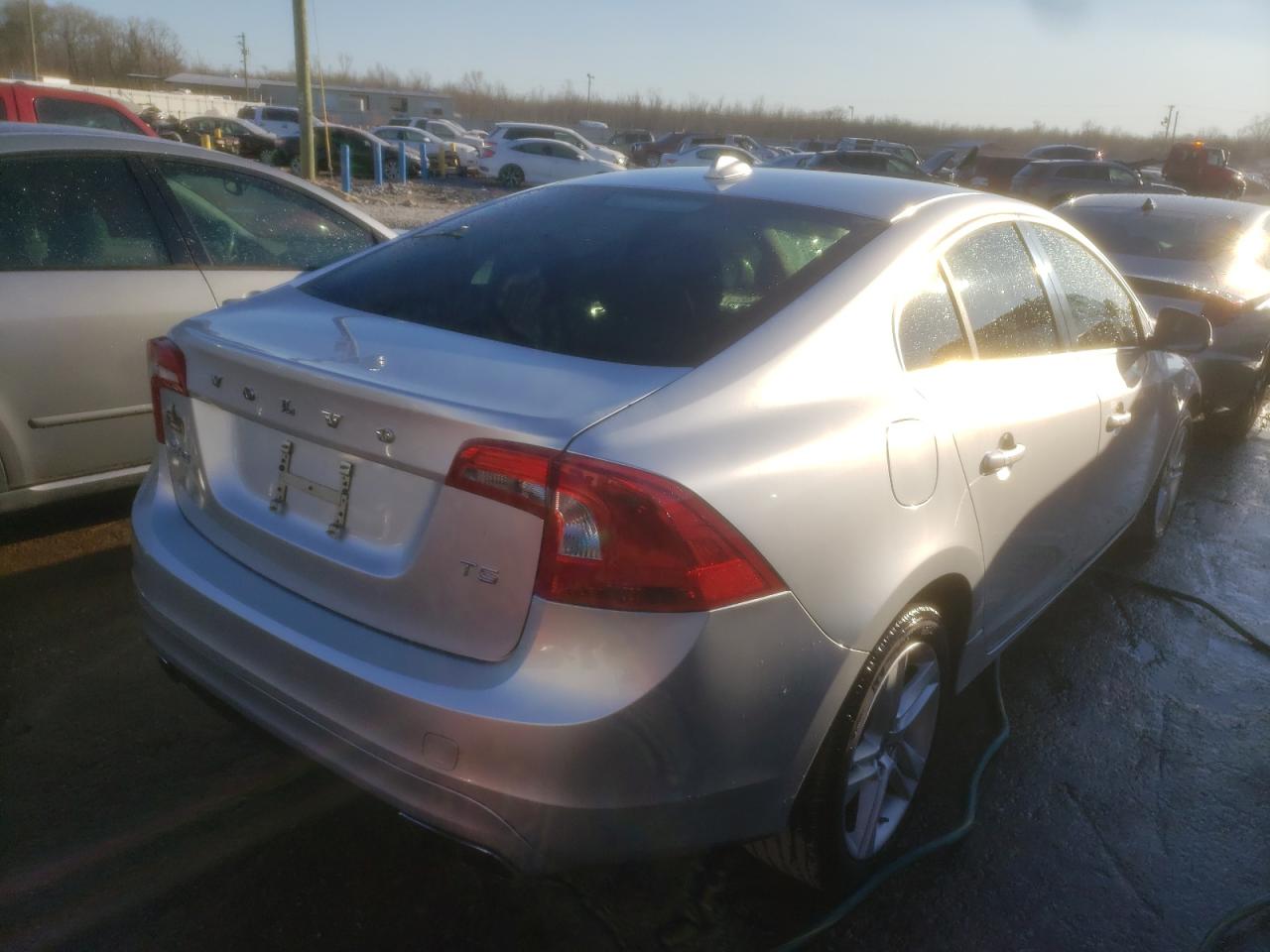 Photo 4 from auction – 2014 VOLVO S60 T5 with VIN YV1612FS9E1293873